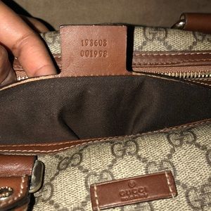 100% authentic Gucci Boston style hand bag.